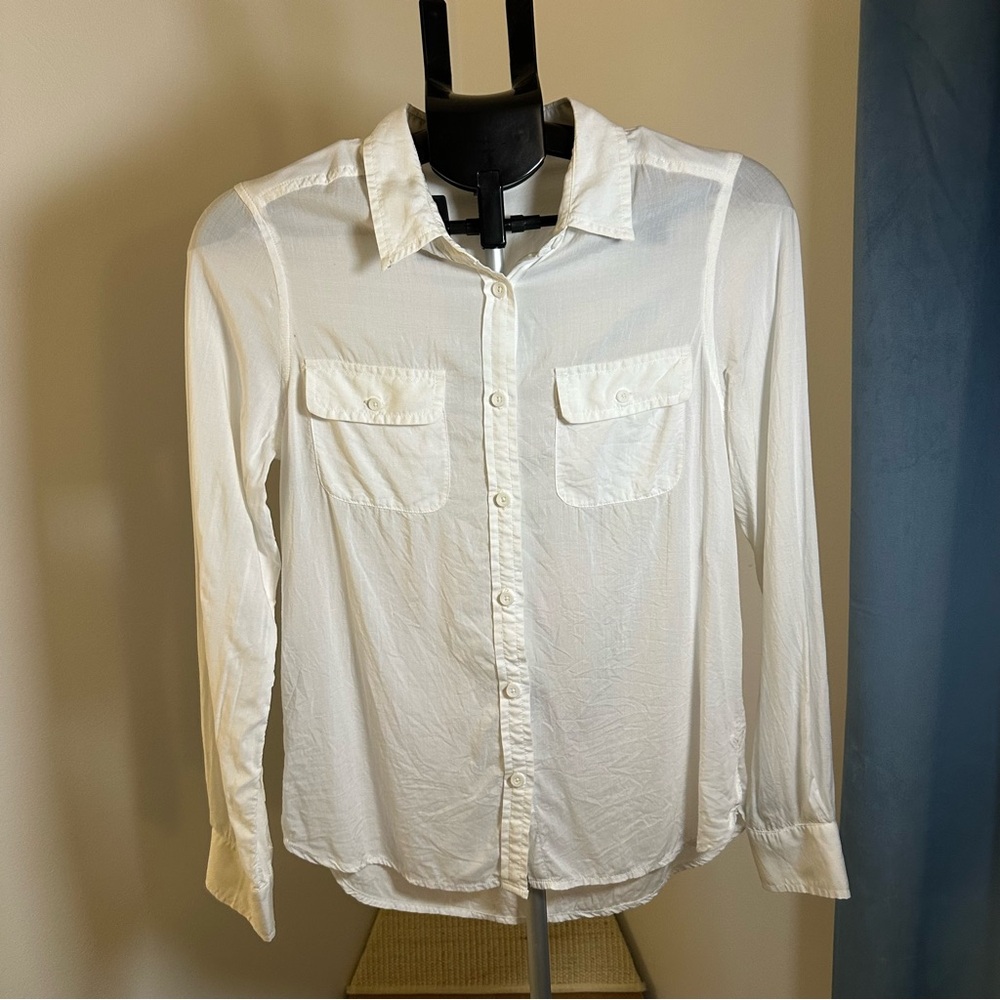 American Eagle Outfitters Lightweight Button Up Long Sleeve Shirt in White